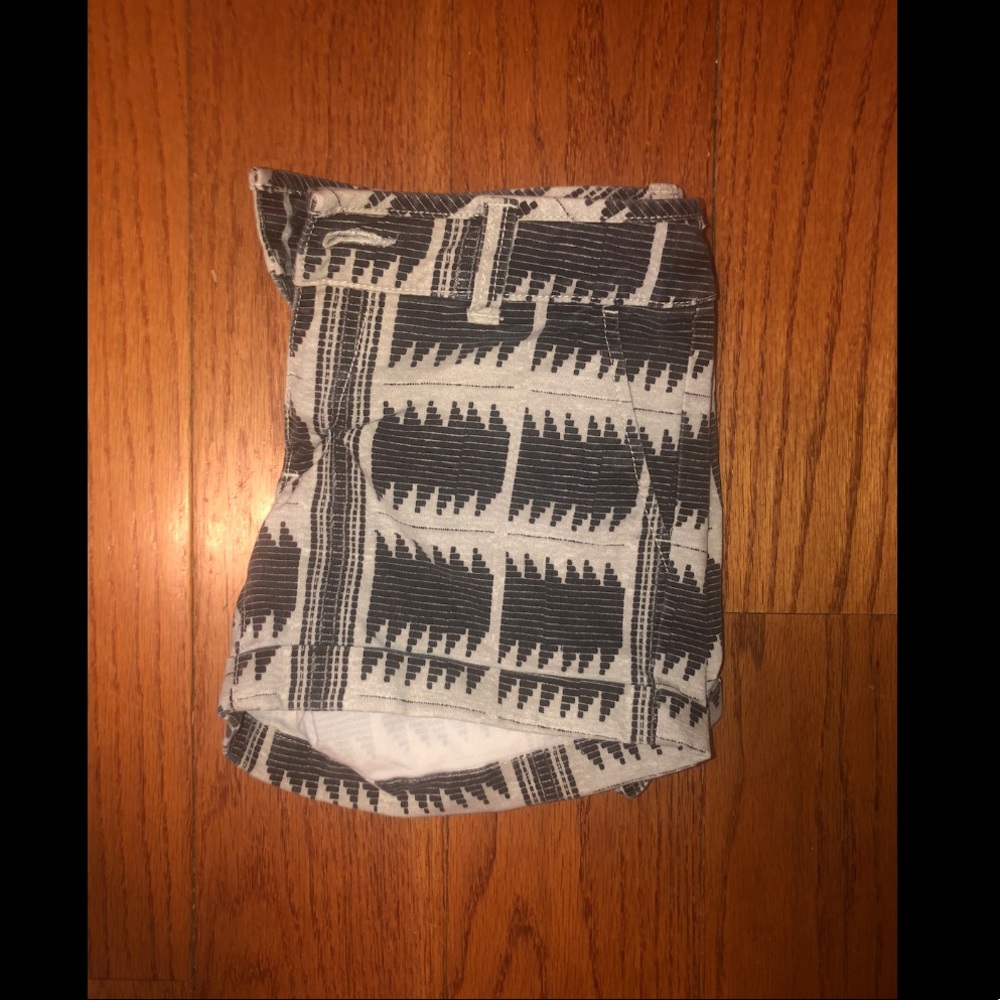 American Eagle Black & Gray Aztec Shorts